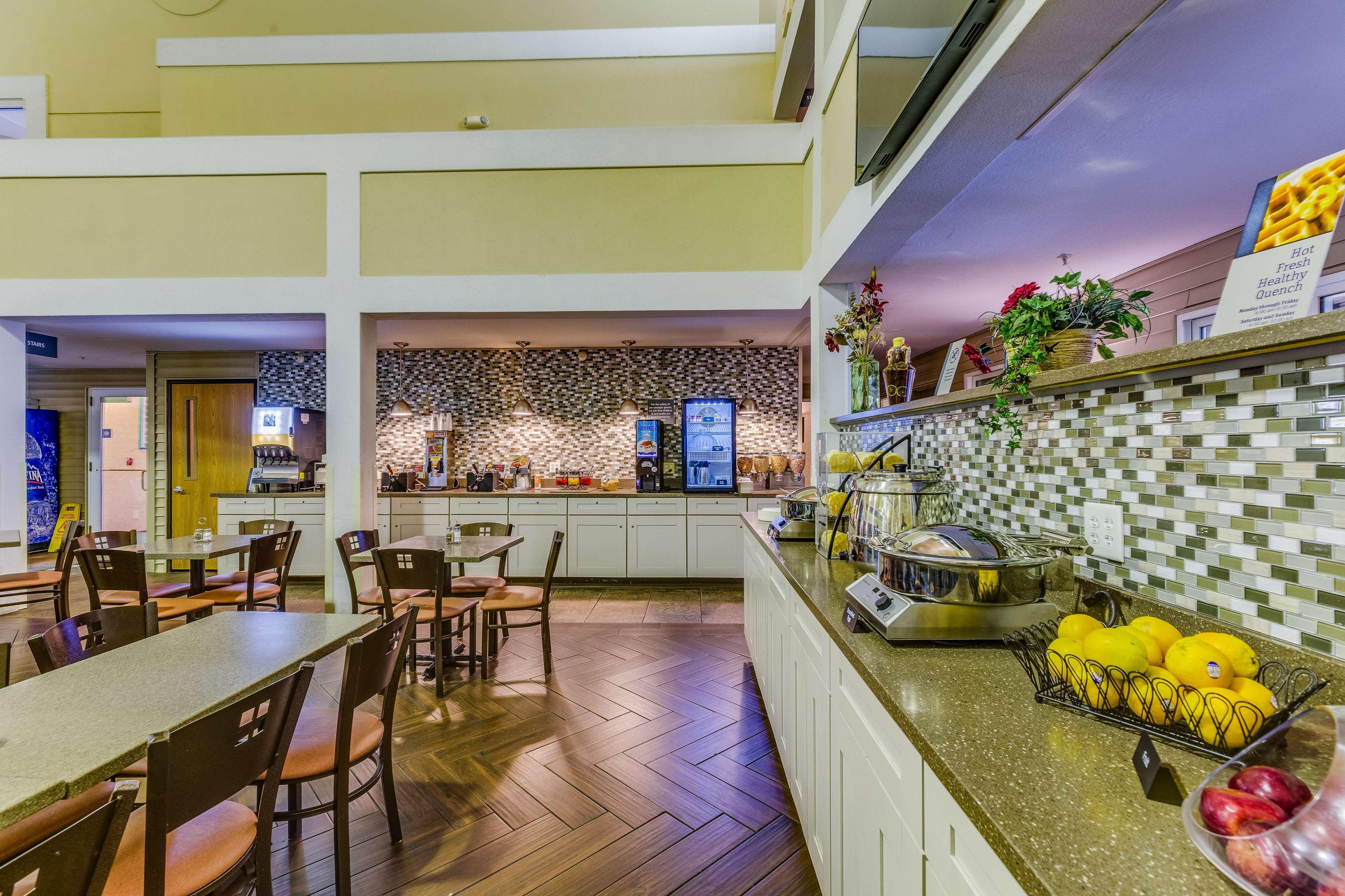 Best Western Lakewinds Ludington Zewnętrze zdjęcie